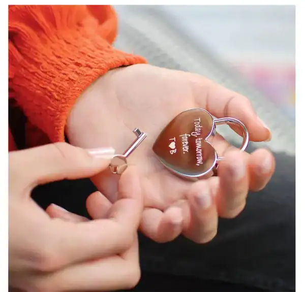 Personalised Engraved Love Lock Heart-Shaped Padlock With Key. Valentines Wedding Engagement Gift Wish Lock Gift for her Gift for him